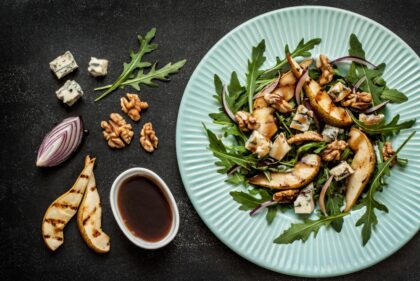 Pear and Gorgonzola Salad with Balsamic Dressing​_denigris_recipes